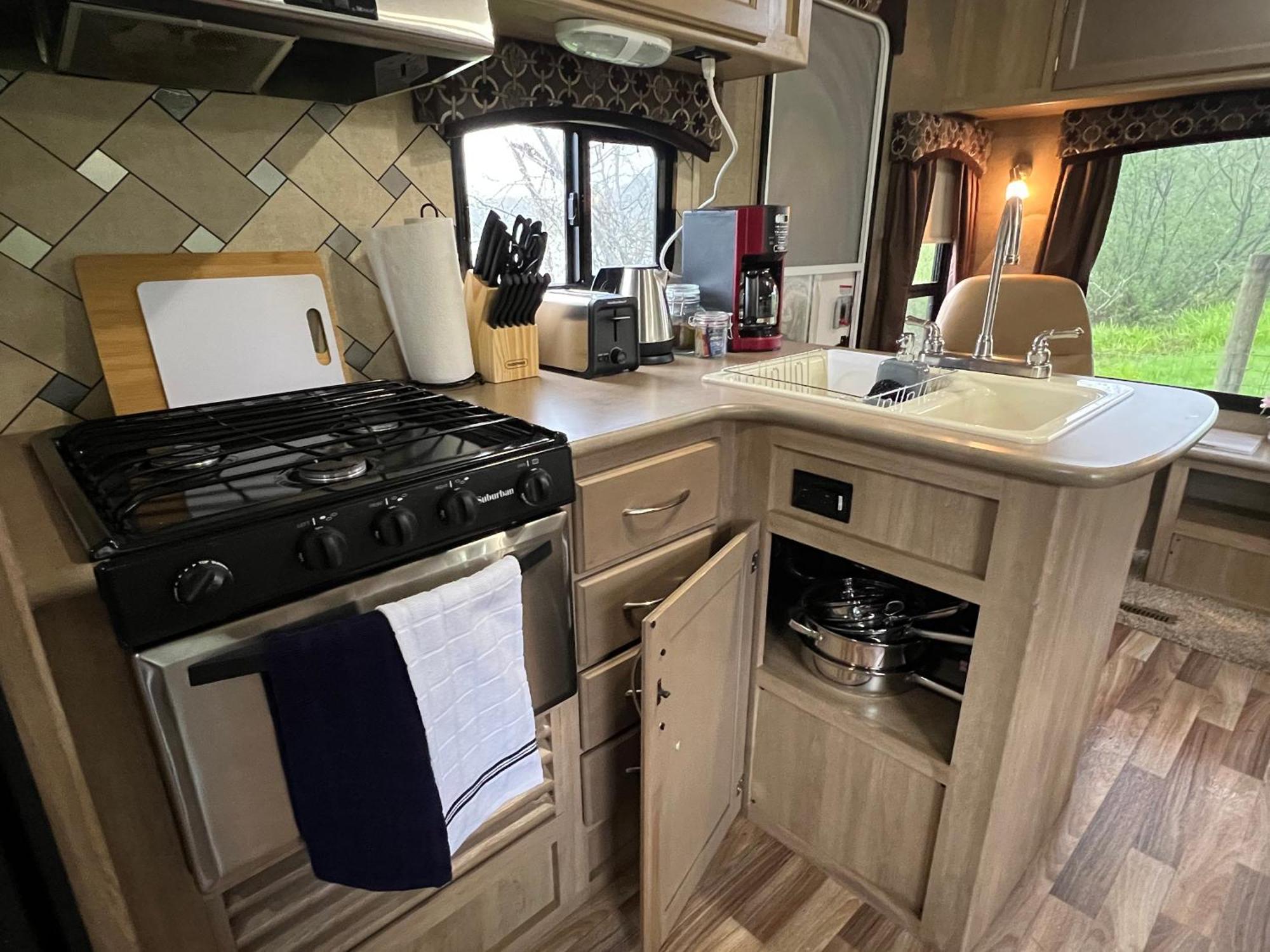 Hotel Surfside Glamping Camper Klamath Exterior foto